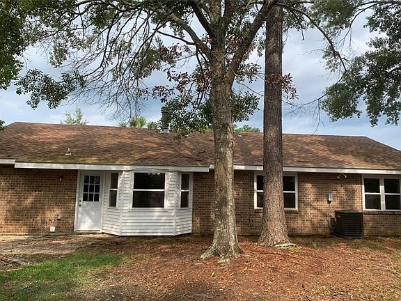 5th image of 119 Goldenwood Dr