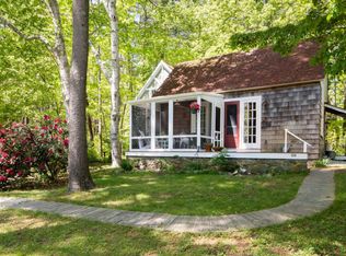43 Seapoint Rd, Kittery Point, ME 03905