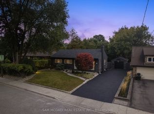 1140 Halliday Ave, Mississauga, ON L5E1P9