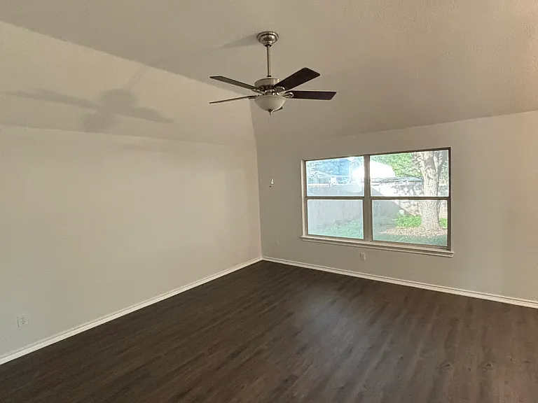 8206 Copperfield — Photo 7