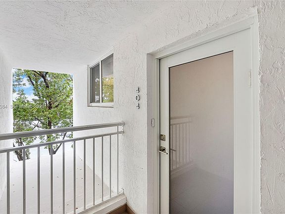 5th image of 1666 West Ave APT 404