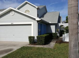 214 Hemingway Dr, Oldsmar, FL 34677