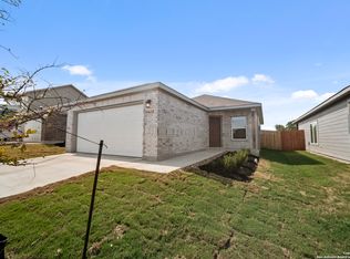 3412 McCrae Xing, San Antonio, TX 78264