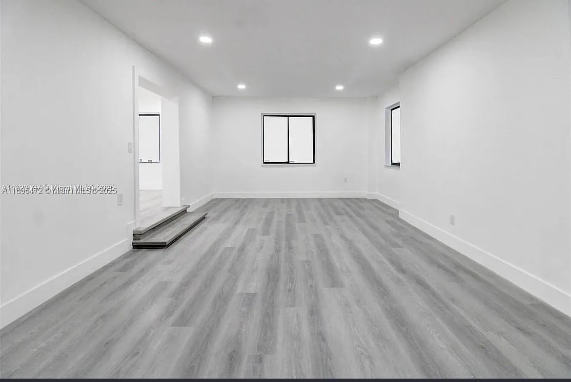 13885 NW 5th Ave #1 — Photo 2