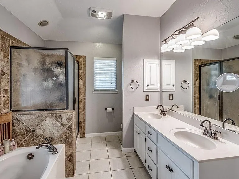 1020 Pruett Dr — Photo 8