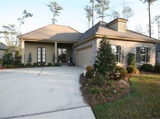 648 Longue View Pl, Madisonville, LA 70447