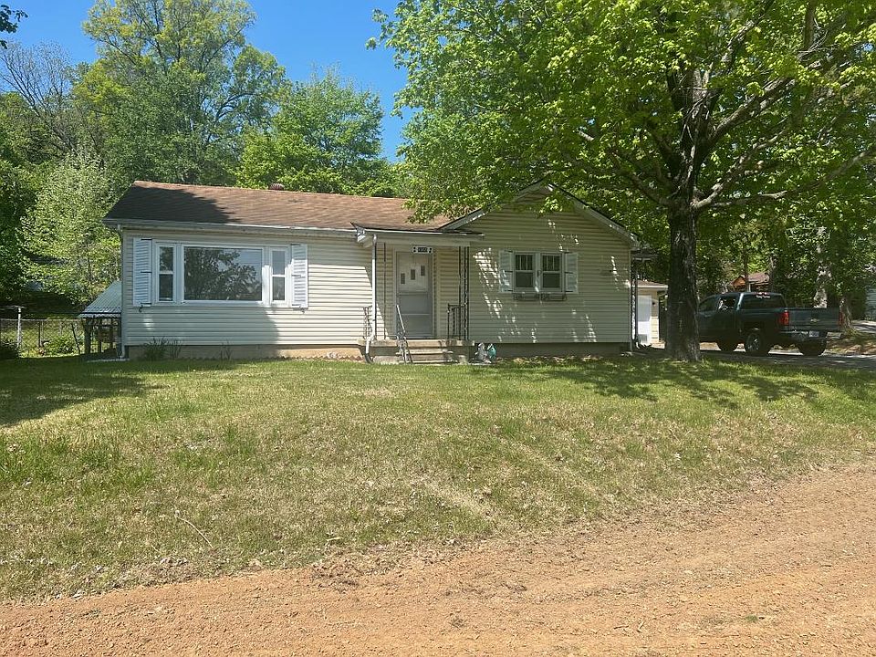 1st image of 1555 N West End Blvd