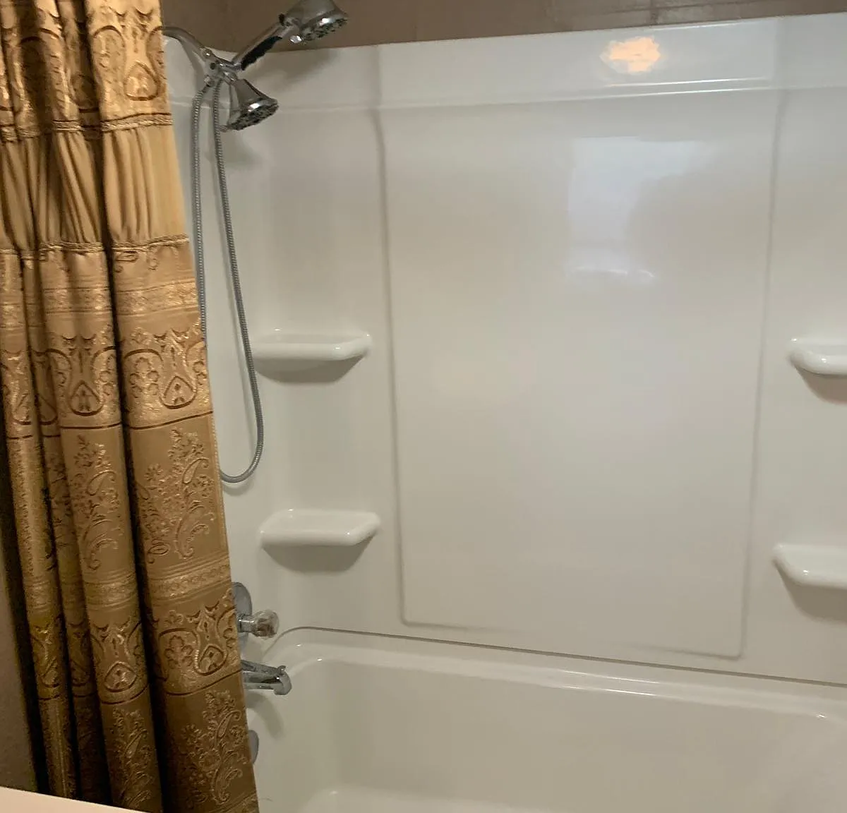 2 bed, 1030 sqft, $950 — Photo 3
