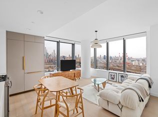 3 Court Sq #2902, Long Island City, NY 11101