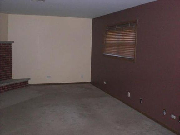 5th image of 3216 Stewart Dr