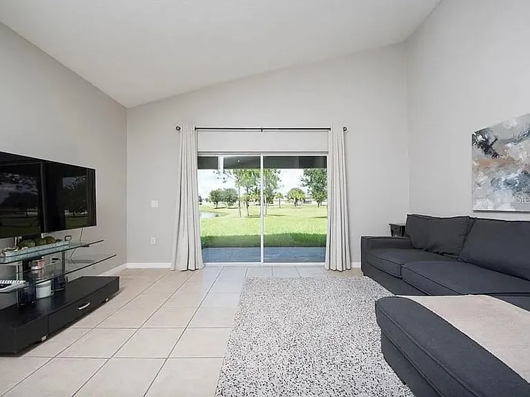 3135 Dasha Palm Dr — Photo 7