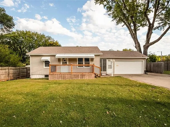 10116 E 10th St S, Independence, MO 64053