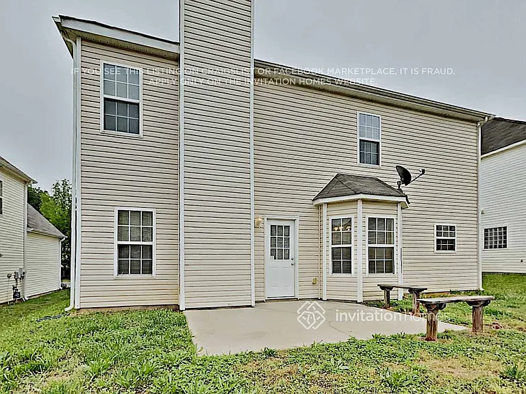 1919 Darbywine Dr — Photo 12