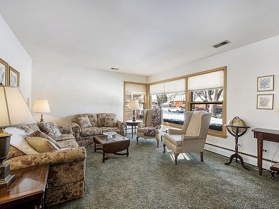 4th image of 3113 Louis St