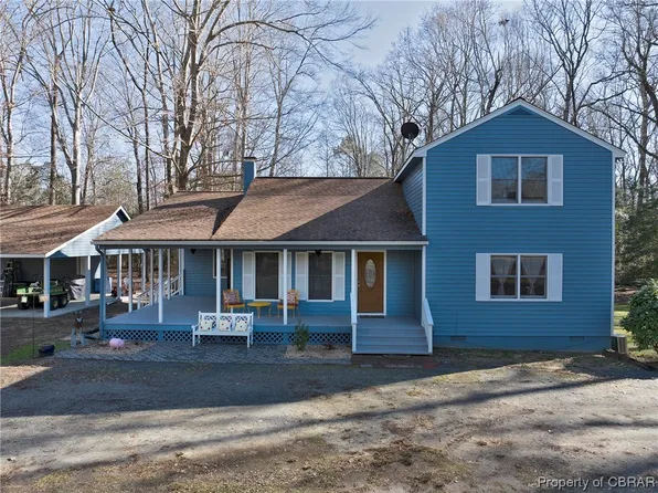 5196 Kathy Ln, Gloucester, VA 23061