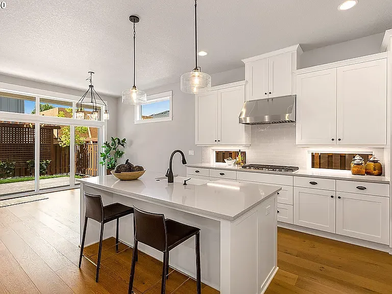4447 NW Woodgate Ave — Photo 13