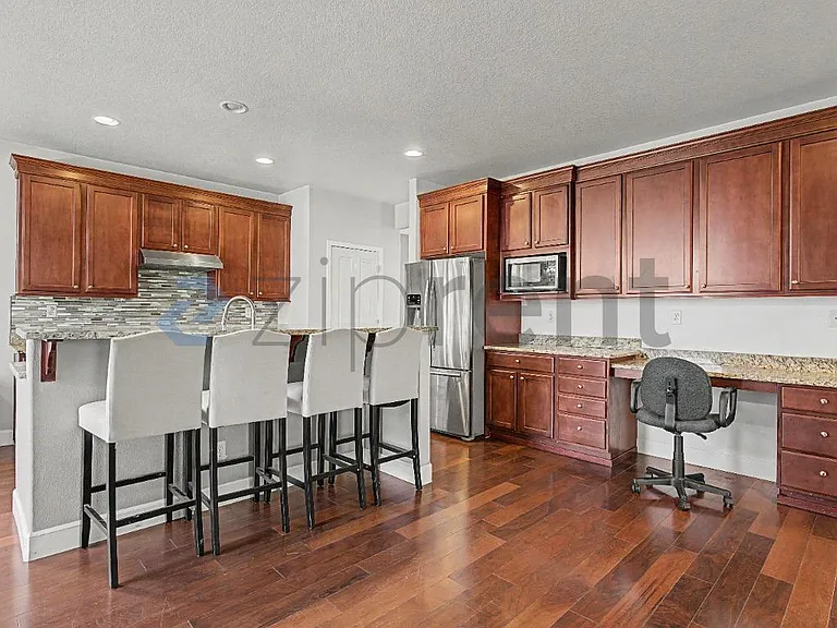 6138 SE Thornapple St — Photo 13