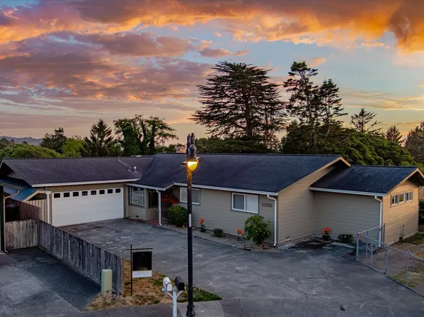 1025 Bar View Ct, Eureka, CA 95503