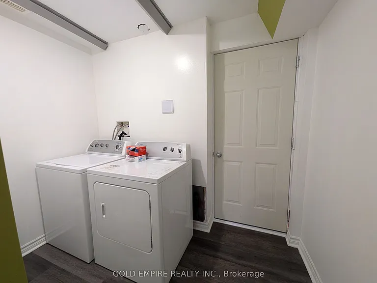 1834 Reilly Walk — Photo 24