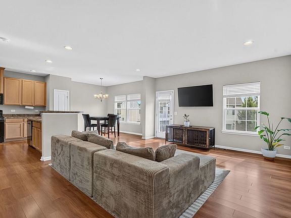 2nd image of 12921 Cypress Ln