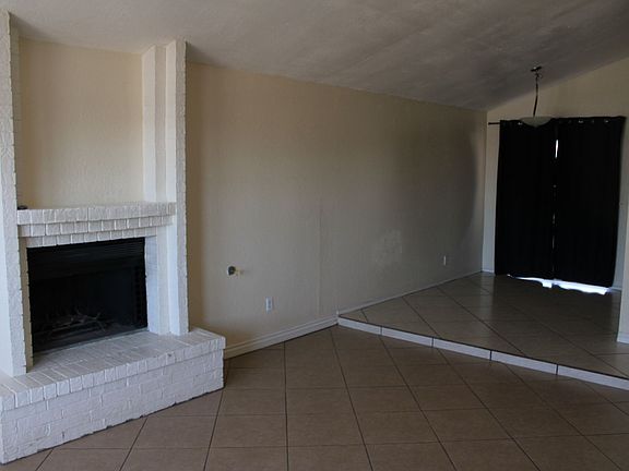 2nd image of 5947 Deer Ave
