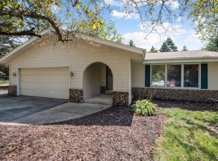 3381 Mount Ln, Hubertus, WI 53033