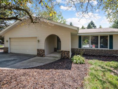 3381 Mount LANE, Hubertus, WI, 53033