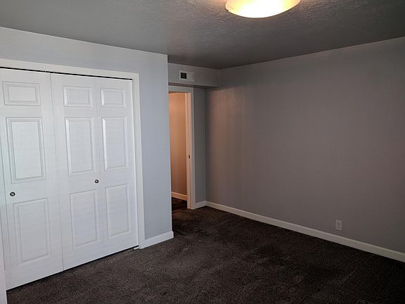 4th image of 1042 E Quail Vista Ct APT K