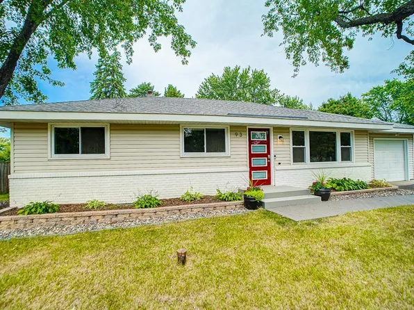 93 Martin Way, Vadnais Heights, MN 55127
