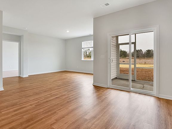 5th image of 162 Tributary Cir