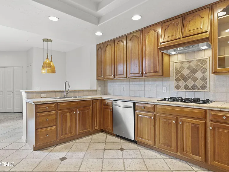 20802 Grayhawk Dr #1002 — Photo 14