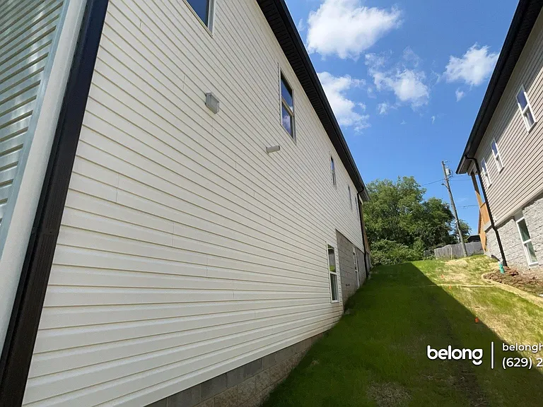 1807 Liberia St — Photo 12