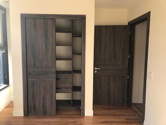 3rd image of 76 Cottage St #9