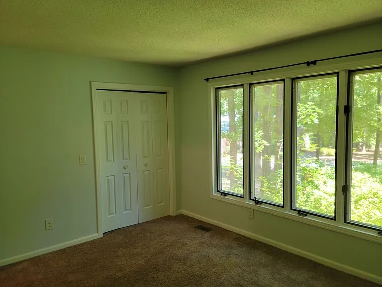 1811 Irish Blvd — Photo 16