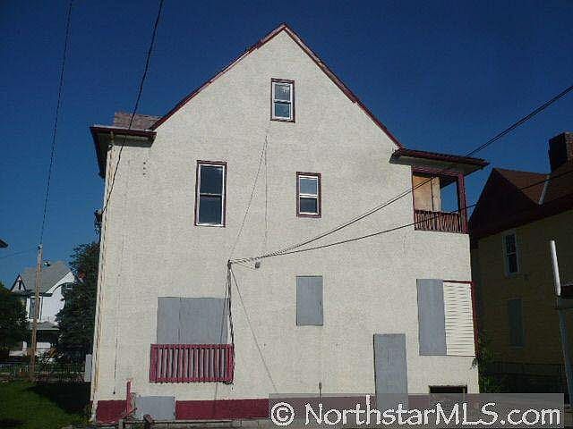 2nd image of 2432 Chicago S