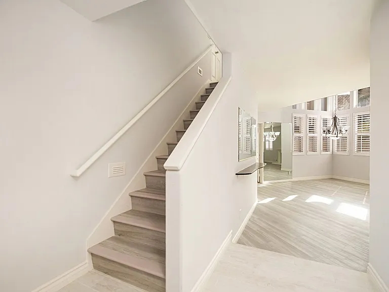 54 Cameray Hts — Photo 7