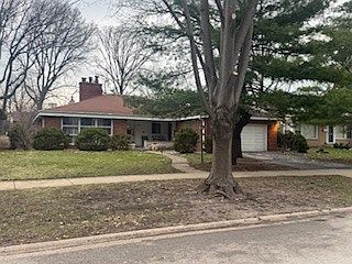 3rd image of 4916 Morse Ave