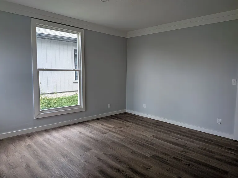 906 N 7th St — Photo 36