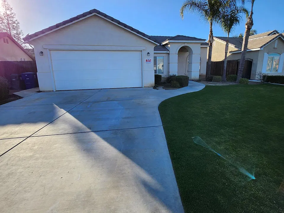 215 Lido Isle Way