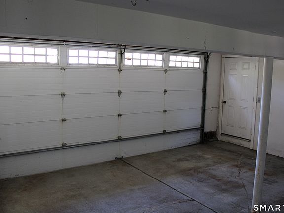 3rd image of 70 Woodside Avenue