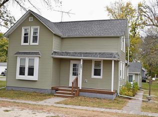 201 3rd St, Grafton, IA 50440
