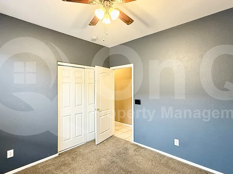 16609 S 16th Dr — Photo 45