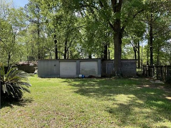 3rd image of 51 Nora Ln