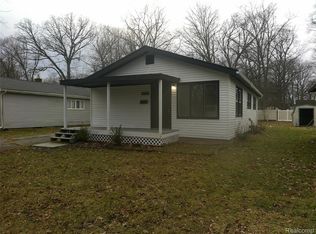 4502 Huckleberry Ln, Flint, MI 48507