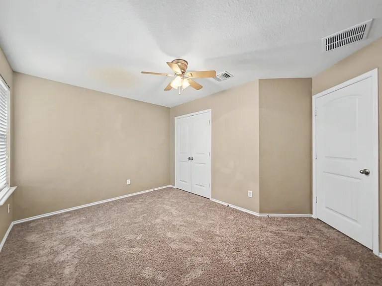 9203 Sage Valley Dr — Photo 17