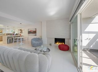 355 E Avenida Granada, Palm Springs, CA 92264