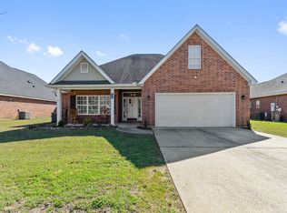 2508 Rue Beaux Chenes, Ocean Springs, MS 39564
