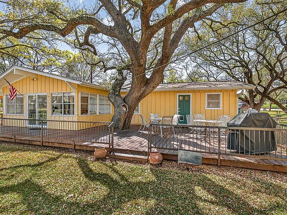 4th image of 102 Cove Ln