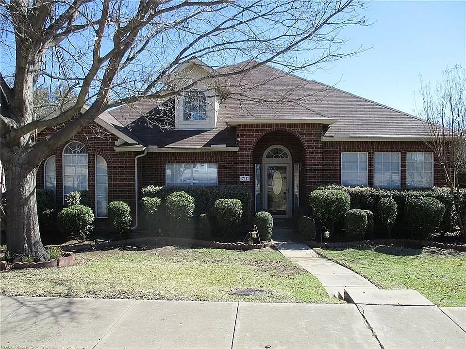 1st image of 717 Cottonwood Bend Dr