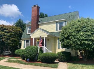 2 Lindbergh Ave, Amsterdam, NY 12010